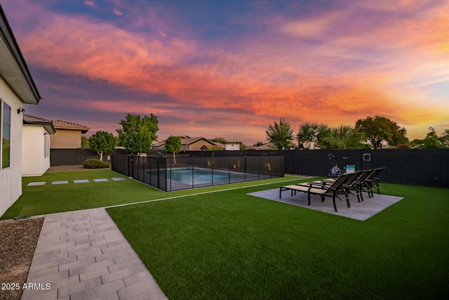 7403 W PORT AU PRINCE Lane, Peoria, AZ 85381