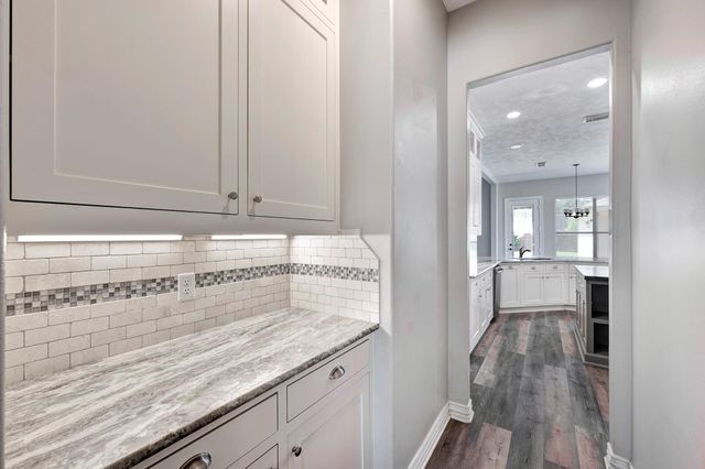 21623 Country Club Green Drive, Tomball, TX 77375