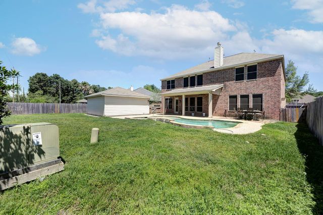 21623 Country Club Green Drive, Tomball, TX 77375