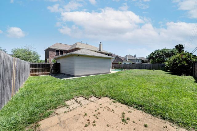 21623 Country Club Green Drive, Tomball, TX 77375