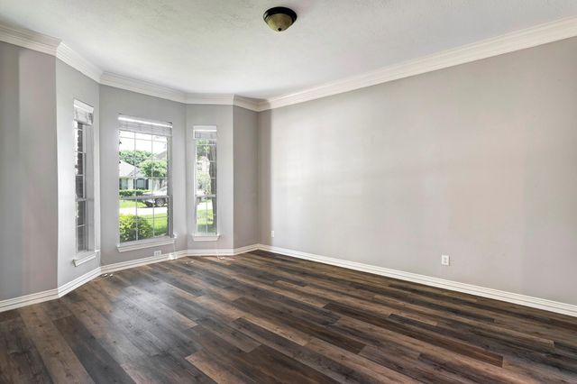 21623 Country Club Green Drive, Tomball, TX 77375