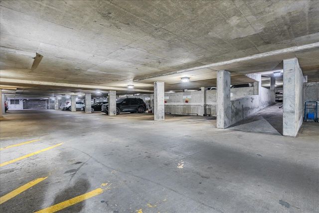 200 Wagner Pl Apt 706, Memphis, TN 38103