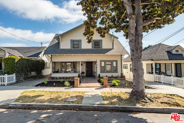 319 N Gertruda Avenue, Redondo Beach, CA 90277