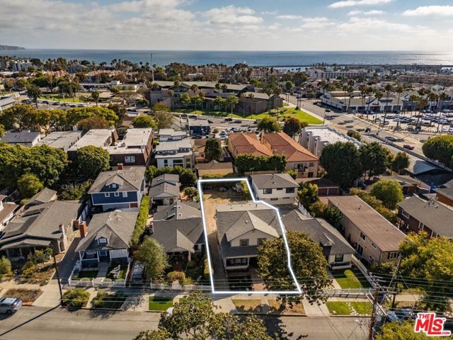 319 N Gertruda Avenue, Redondo Beach, CA 90277