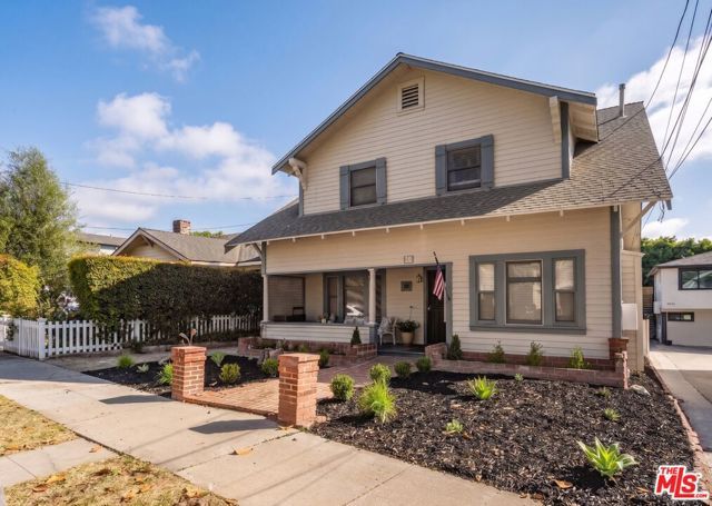 319 N Gertruda Avenue, Redondo Beach, CA 90277