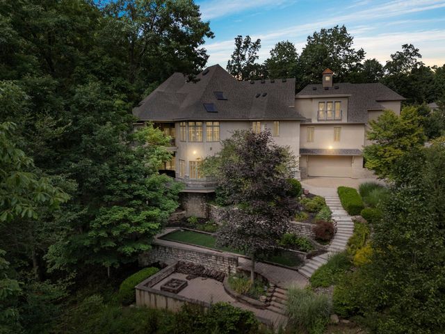 912 Matthews Brook Lane, Powell, OH 43065