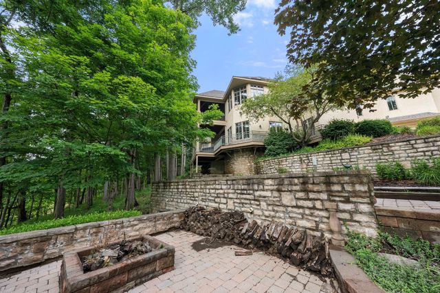 912 Matthews Brook Lane, Powell, OH 43065
