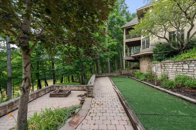 912 Matthews Brook Lane, Powell, OH 43065