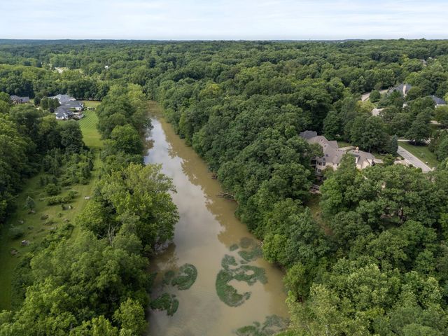 912 Matthews Brook Lane, Powell, OH 43065