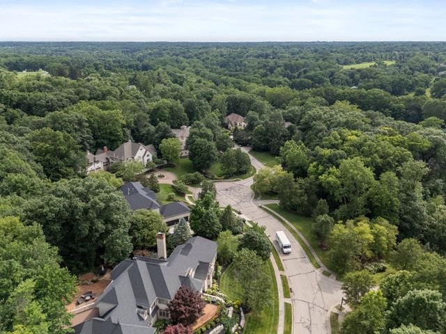 912 Matthews Brook Lane, Powell, OH 43065