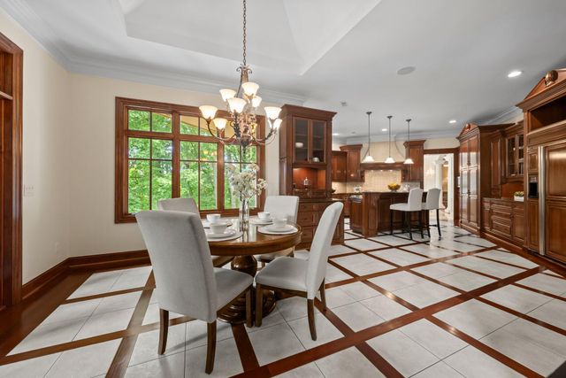 912 Matthews Brook Lane, Powell, OH 43065
