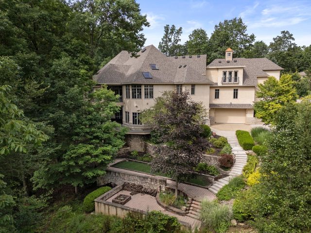 912 Matthews Brook Lane, Powell, OH 43065