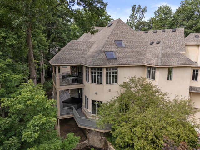 912 Matthews Brook Lane, Powell, OH 43065