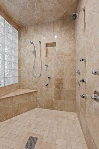912 Matthews Brook Lane, Powell, OH 43065