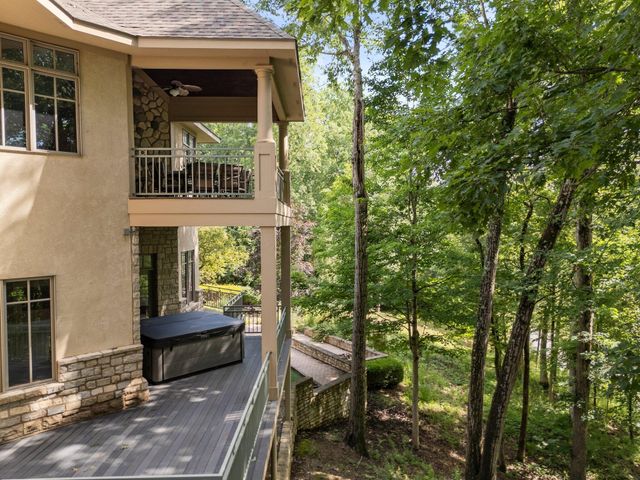 912 Matthews Brook Lane, Powell, OH 43065