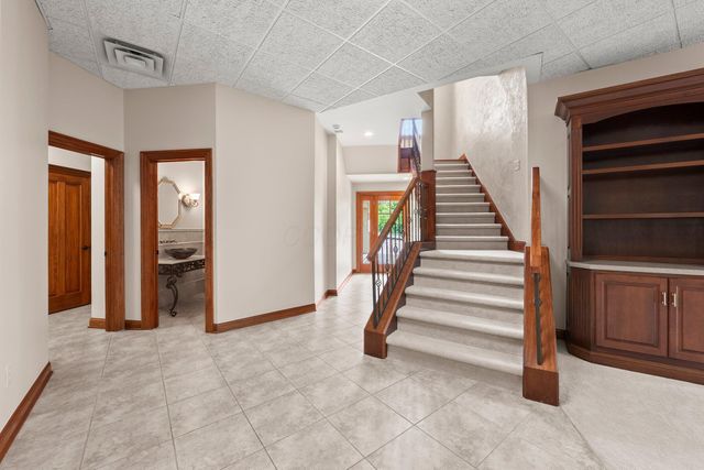 912 Matthews Brook Lane, Powell, OH 43065