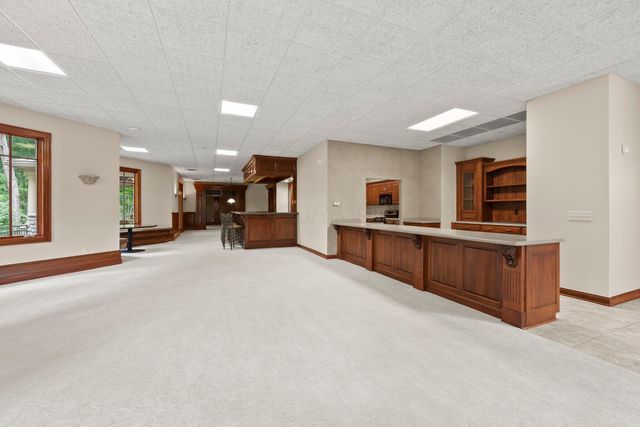 912 Matthews Brook Lane, Powell, OH 43065