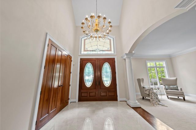 912 Matthews Brook Lane, Powell, OH 43065