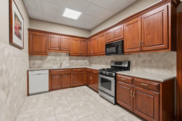 912 Matthews Brook Lane, Powell, OH 43065