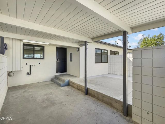 61 Redwood Avenue, Ventura, CA 93003