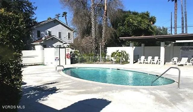 61 Redwood Avenue, Ventura, CA 93003