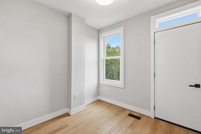 4112 5TH ST NW, Washington, DC 20011