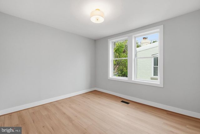 4112 5TH ST NW, Washington, DC 20011