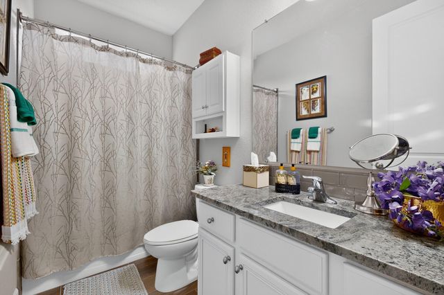 1835 Truchas Peak Trail NE, Rio Rancho, NM 87144