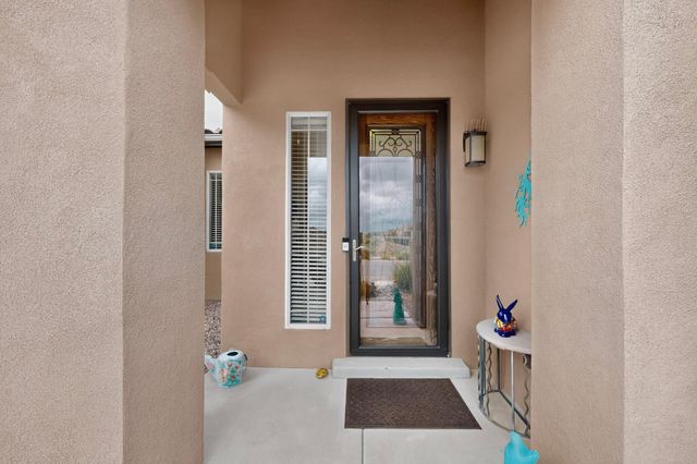 1835 Truchas Peak Trail NE, Rio Rancho, NM 87144