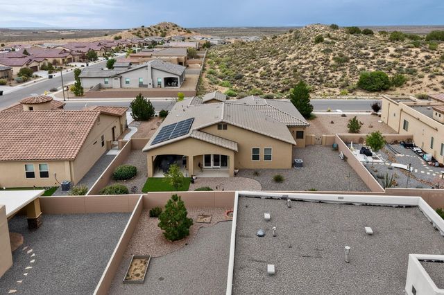 1835 Truchas Peak Trail NE, Rio Rancho, NM 87144