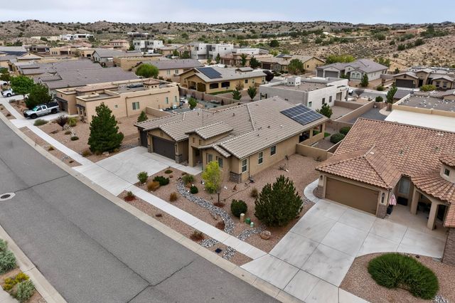 1835 Truchas Peak Trail NE, Rio Rancho, NM 87144