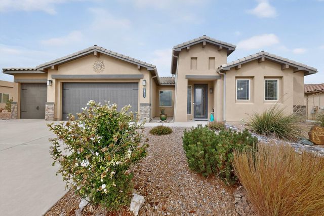 1835 Truchas Peak Trail NE, Rio Rancho, NM 87144