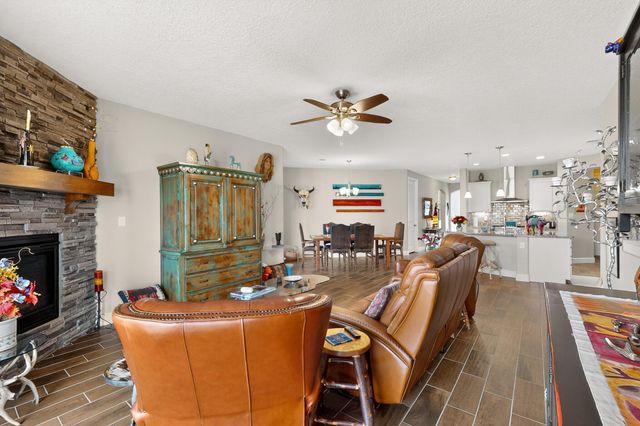 1835 Truchas Peak Trail NE, Rio Rancho, NM 87144
