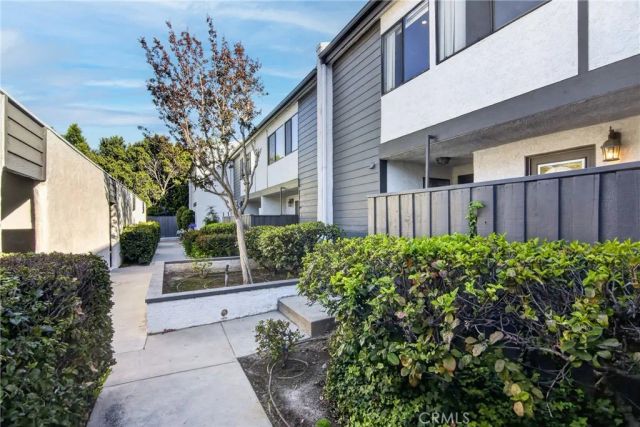 11311 Tampa Ave 12, Porter Ranch, CA 91326