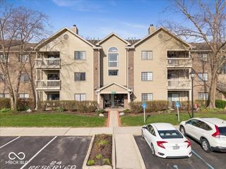 8720 Yardley Court 206, Indianapolis, IN 46268