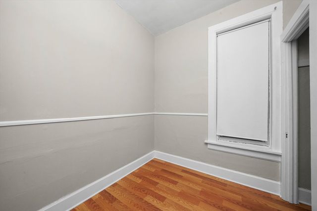 2140 W Cermak Road, Chicago, IL 60608