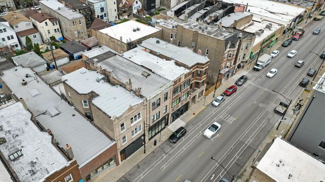 2140 W Cermak Road, Chicago, IL 60608