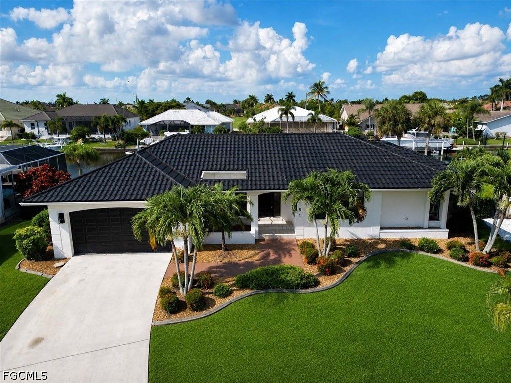 2151 Charlotte Amalie CT, Punta Gorda, FL 33950