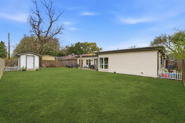 5807 Ettrick Drive, Houston, TX 77035