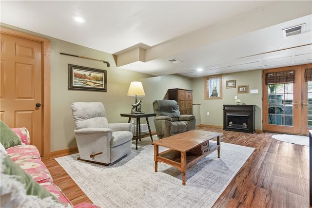 43 Elwyn Ave., Collier Twp, PA 15106