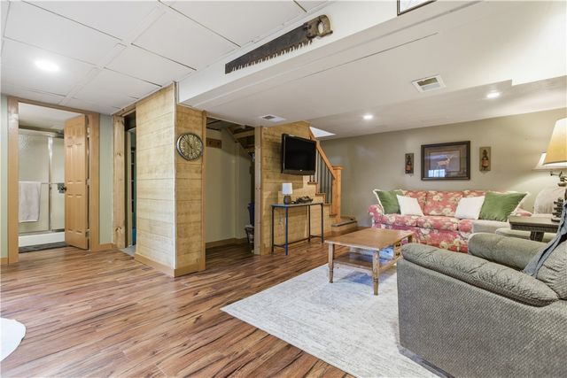 43 Elwyn Ave., Collier Twp, PA 15106