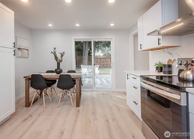 4201 NE 115th Street, Seattle, WA 98125