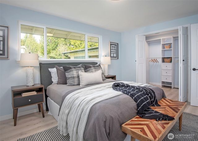 4201 NE 115th Street, Seattle, WA 98125