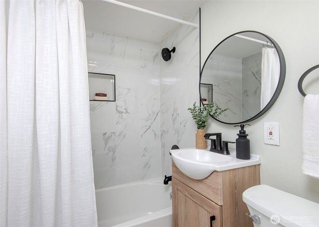 4201 NE 115th Street, Seattle, WA 98125