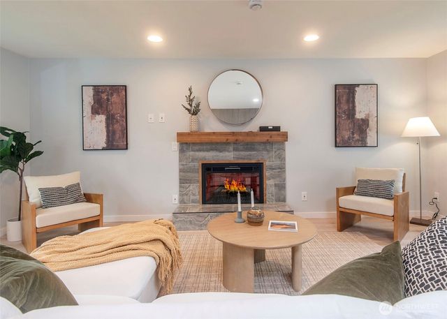 4201 NE 115th Street, Seattle, WA 98125