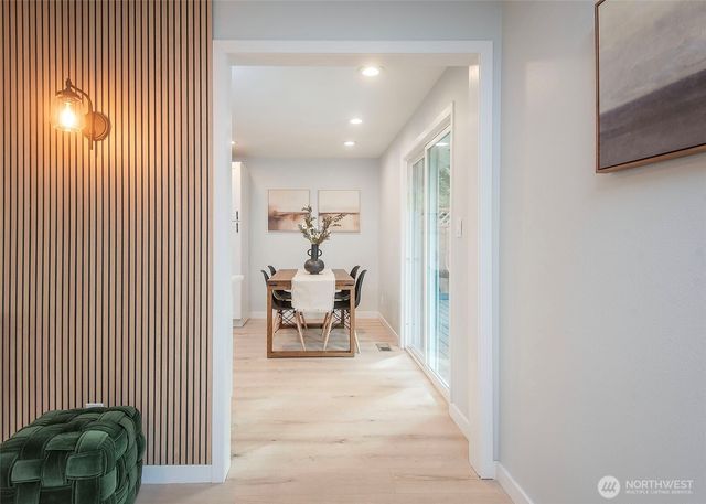 4201 NE 115th Street, Seattle, WA 98125