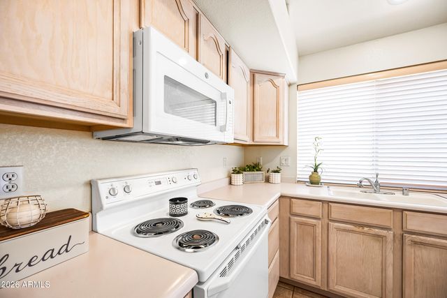 1217 W MYRNA Lane, Tempe, AZ 85284
