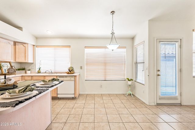 1217 W MYRNA Lane, Tempe, AZ 85284