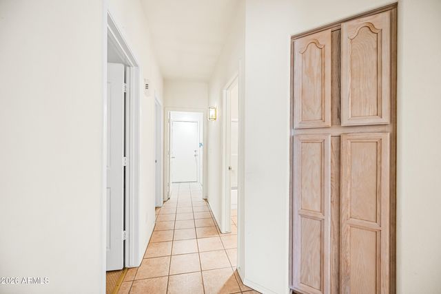 1217 W MYRNA Lane, Tempe, AZ 85284