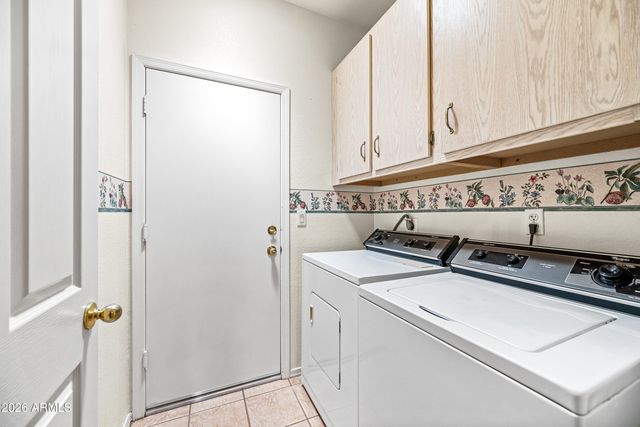 1217 W MYRNA Lane, Tempe, AZ 85284